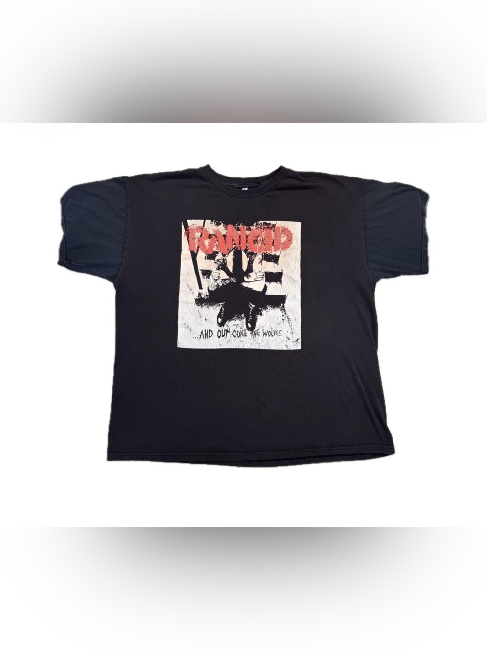 Rancid And Out Come The Wolves Distressed Band T-Shirt Men’s 2XL Black Punk